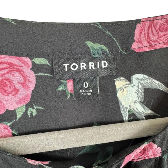 Torrid Black Roses Birds 3/4 Sleeve Lightweight Chiffon Blouse Size L - Picture 6 of 8